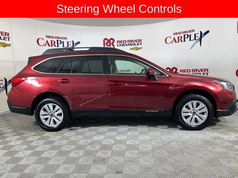Used 2018 Subaru Outback 2.5i Premium AWD/4WD image 9