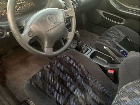 Used 1998 Acura Integra LS image 10