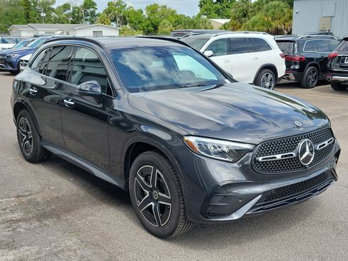 Certified 2026 Mercedes-Benz GLC 300 4MATIC image 2