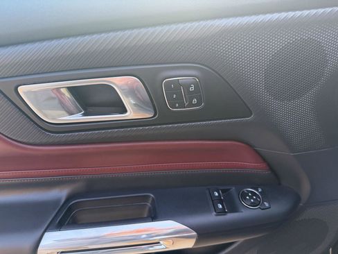 Used 2025 Ford Mustang Premium image 13