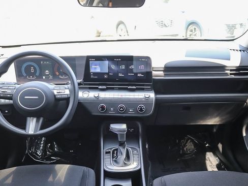 Used 2026 Hyundai Kona SE FWD image 13