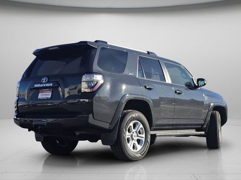 Used 2024 Toyota 4Runner SR5 Premium image 27
