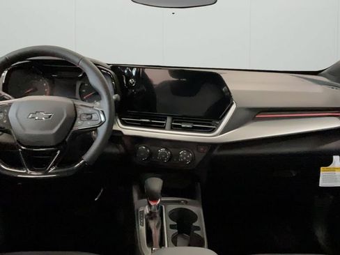 Used 2026 Chevrolet Trax RS w/ Driver Confidence Package FWD image 41