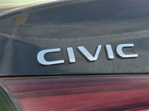 Used 2025 Honda Civic Sport image 30