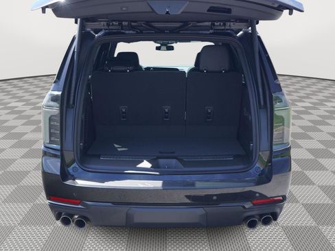 New 2026 Chevrolet Tahoe RST w/ RST Capability Package AWD/4WD image 5