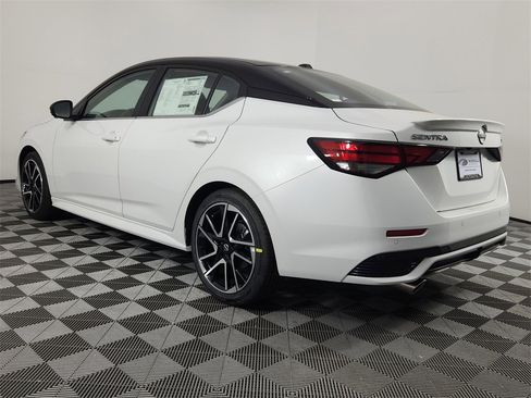 New 2025 Nissan Sentra SR w/ SR Premium Package image 3