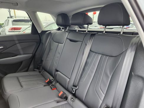 New 2026 Audi Q3 quattro 2.0T AWD/4WD image 13