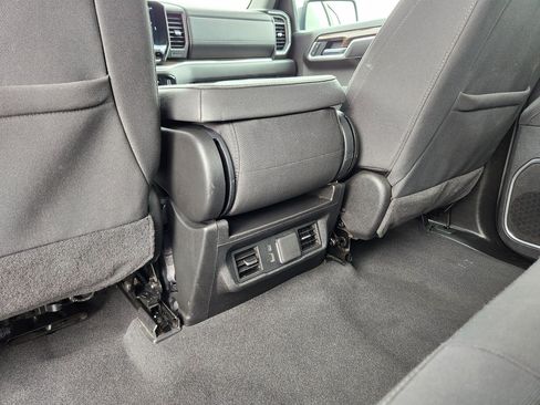 Used 2025 Chevrolet Silverado 1500 LT AWD/4WD image 17
