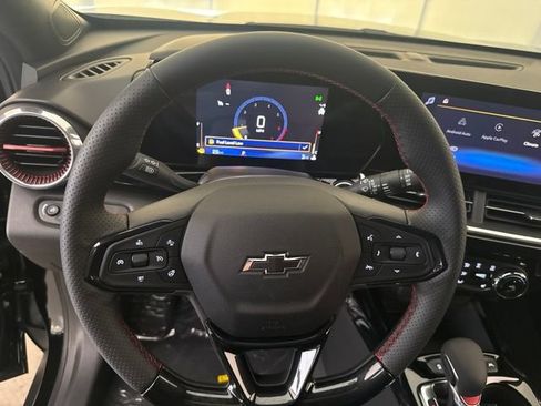 New 2026 Chevrolet Trax RS FWD image 19