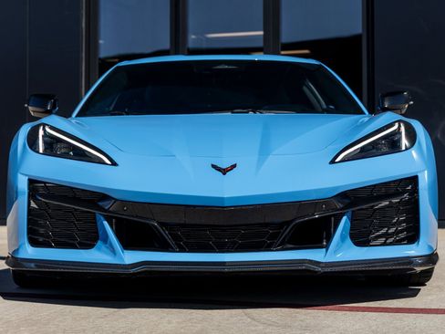 Used 2024 Chevrolet Corvette Z06 image 4