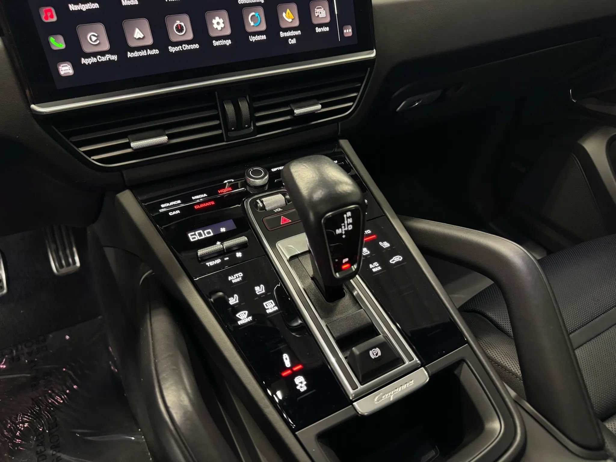 Used 2023 Porsche Cayenne GTS AWD/4WD image 18