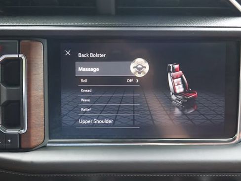 Used 2023 GMC Yukon Denali Ultimate AWD/4WD image 13
