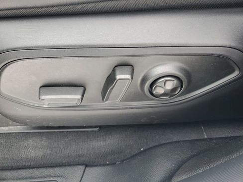 New 2025 Jeep Grand Cherokee L Limited AWD/4WD image 27