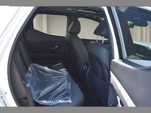 New 2025 Hyundai Santa Cruz Limited AWD/4WD image 16