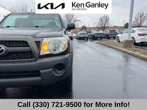 Used 2011 Toyota Tacoma PreRunner image 20