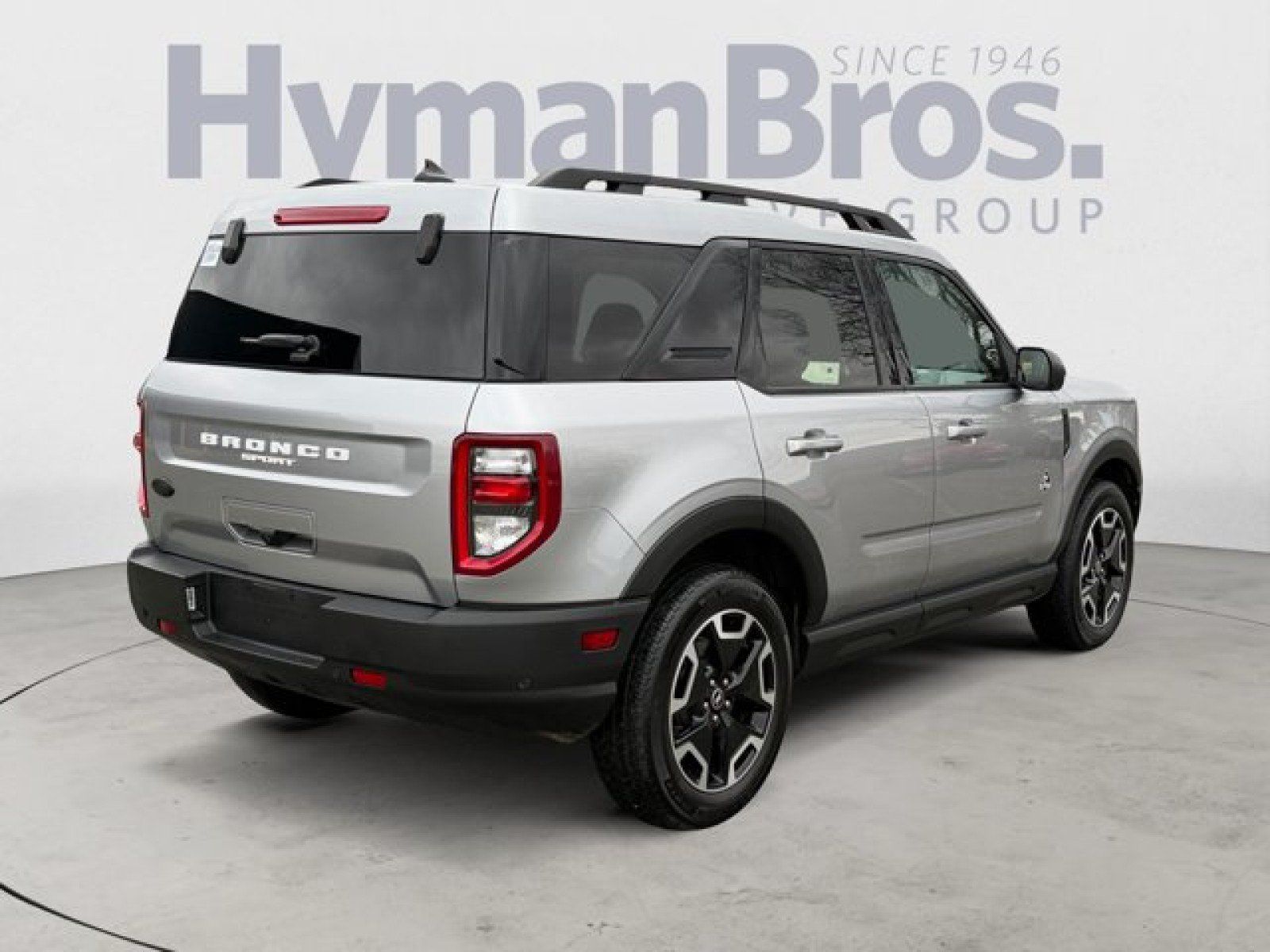 Used 2023 Ford Bronco Sport Outer Banks w/ Tech Package AWD/4WD image 3