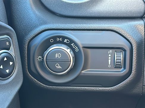 Used 2023 Jeep Gladiator Mojave w/ LED Lighting Group image 37