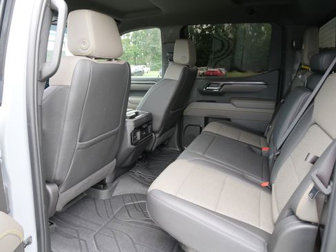 Certified 2024 Chevrolet Silverado 1500 ZR2 w/ Technology Package image 15