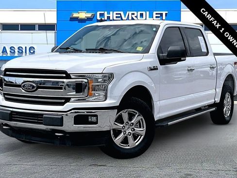 Used 2019 Ford F150 XLT w/ Equipment Group 302A Luxury AWD/4WD image 3