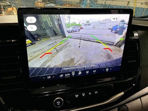 Used 2015 Ford Transit 150 XL RWD image 22