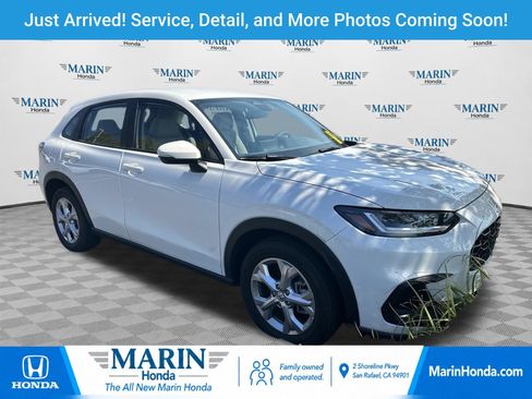 Used 2023 Honda HR-V LX image 1
