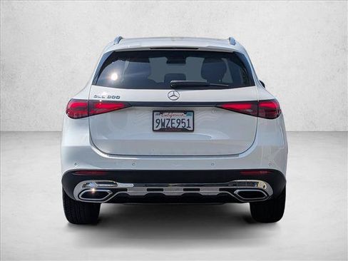 Certified 2026 Mercedes-Benz GLC 300 image 7