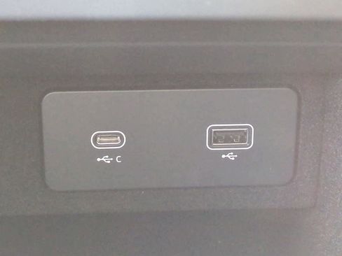 Used 2023 Land Rover Range Rover Sport SE image 31