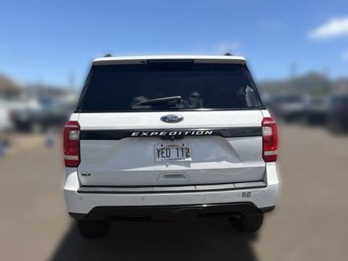 Used 2019 Ford Expedition XLT w/ Equipment Group 201A AWD/4WD image 6
