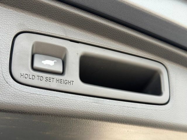 Used 2025 Honda CR-V Sport Touring image 43