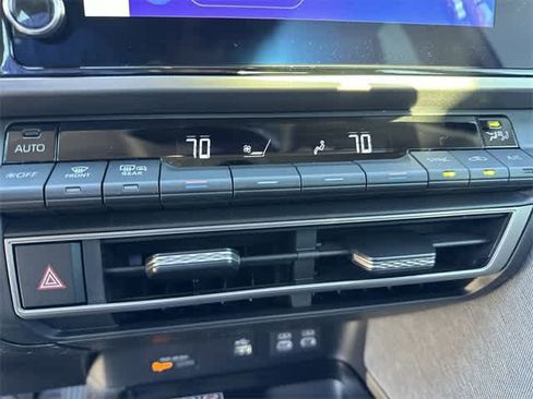 Used 2026 Toyota Camry LE w/ Convenience Package image 22