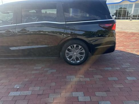 Used 2025 Honda Odyssey Touring image 6