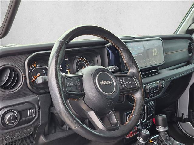 Used 2024 Jeep Gladiator Mojave w/ Steel Bumper Group AWD/4WD image 9