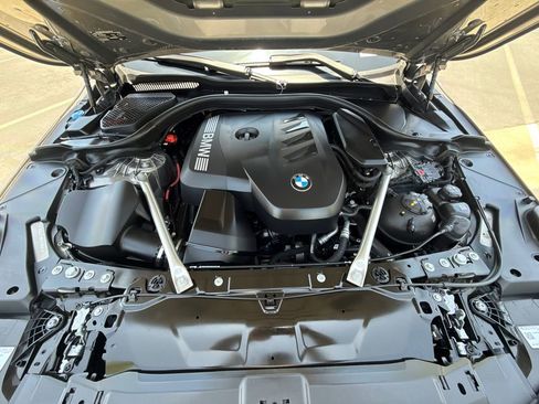 Used 2026 BMW 530i w/ M Sport Package RWD image 8