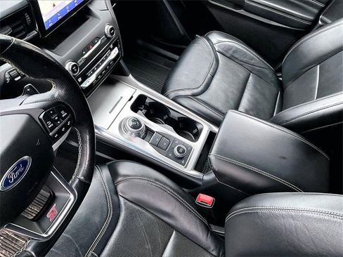 Used 2020 Ford Explorer ST image 15