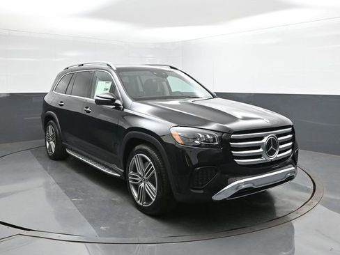 New 2026 Mercedes-Benz GLS 450 4MATIC image 22