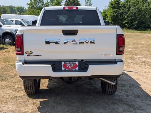 New 2026 RAM 2500 Big Horn AWD/4WD image 6