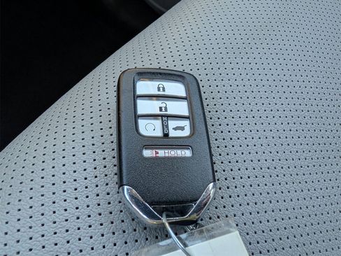 Used 2022 Honda Pilot Elite image 35