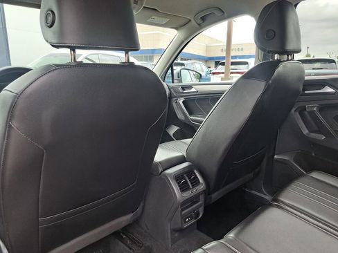 Used 2024 Volkswagen Tiguan SE FWD image 22