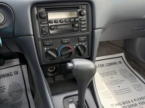 Used 2000 Toyota Camry LE FWD image 22