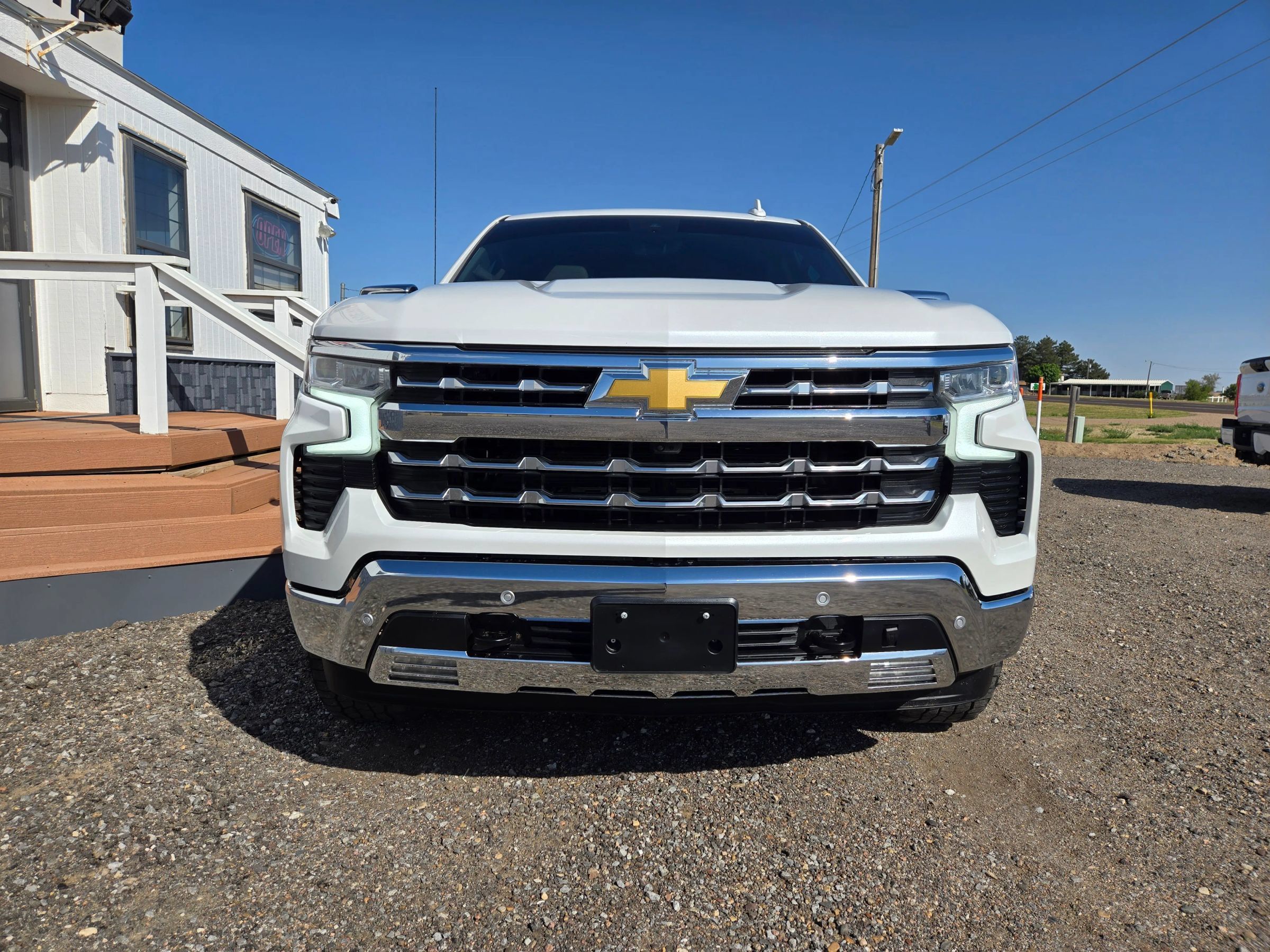 Used 2023 Chevrolet Silverado 1500 LTZ w/ LTZ Premium Texas Edition AWD/4WD image 3