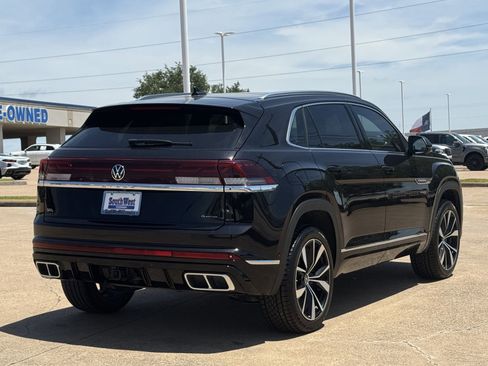 Used 2024 Volkswagen Atlas Cross Sport SEL Premium R-Line AWD/4WD image 5