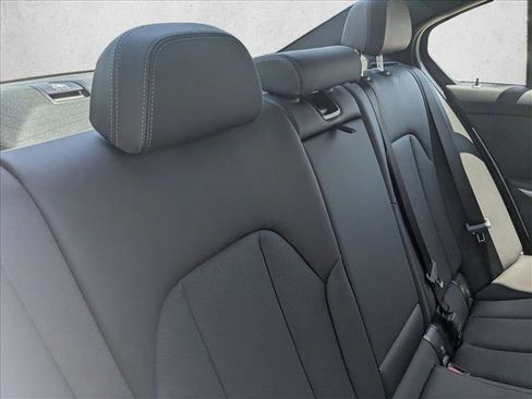 Used 2026 BMW 330i xDrive Sedan AWD/4WD image 18
