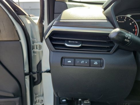 Used 2025 Nissan Altima 2.5 SV FWD image 20
