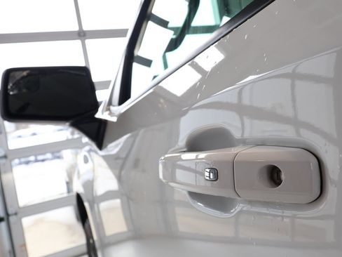 Used 2023 Chevrolet Silverado 1500 RST w/ Convenience Package II image 11