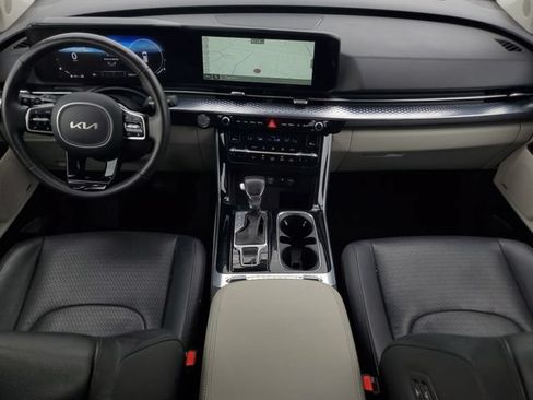 Used 2024 Kia Carnival SX Prestige FWD image 13