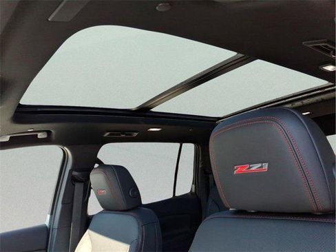 New 2026 Chevrolet Traverse Z71 w/ Driver Confidence Package image 21