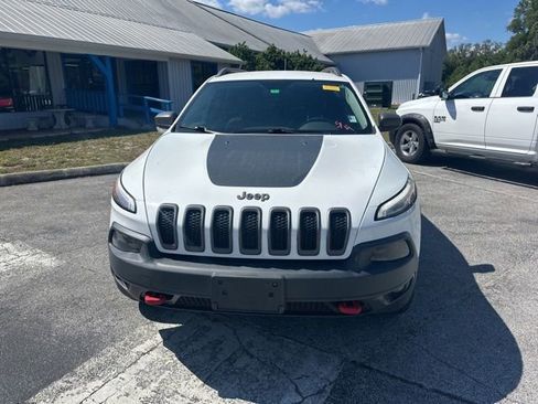 Used 2016 Jeep Cherokee Trailhawk w/ Leather Interior Group AWD/4WD image 8