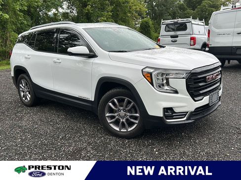 Used 2023 GMC Terrain SLT FWD image 8