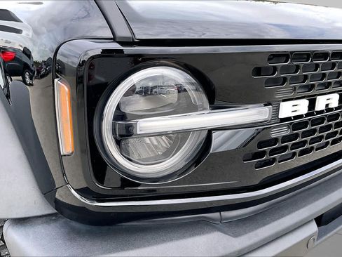 Used 2022 Ford Bronco Wildtrak AWD/4WD image 28
