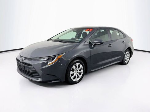 Used 2024 Toyota Corolla LE FWD image 7
